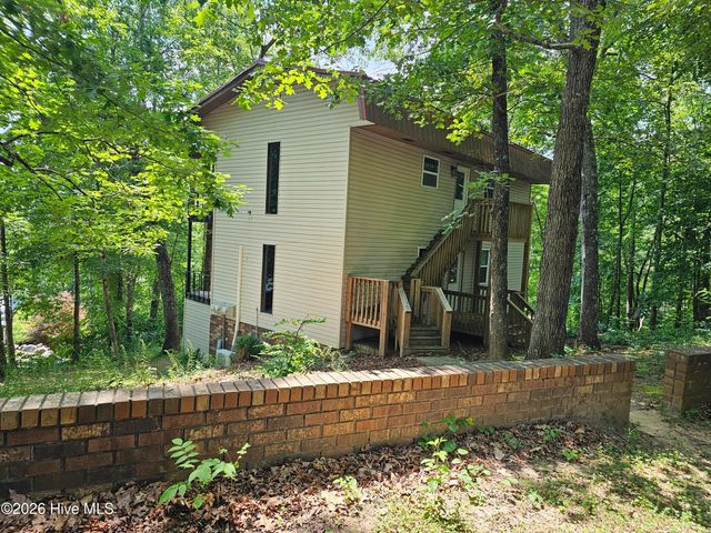 128 Manor Drive A & B, Hayesville, NC 28904