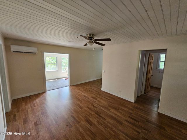 128 Manor Drive A & B, Hayesville, NC 28904
