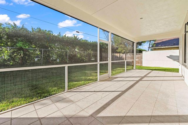 9524 Fox Trot Lane, Boca Raton, FL 33496