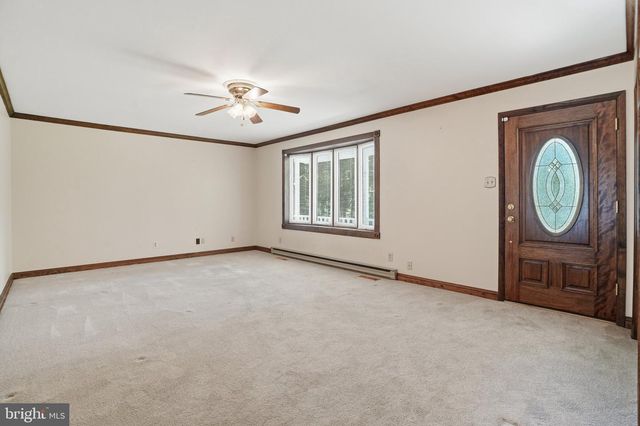 694 W PULASKI HWY, Elkton, MD 21921