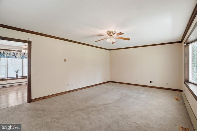 694 W PULASKI HWY, Elkton, MD 21921