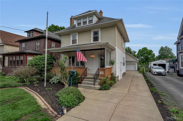 79 Pleasant Avenue, Lancaster, NY 14086