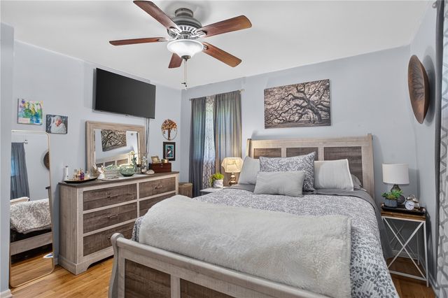 116 oak ridge Circle, Seneca, SC 29678