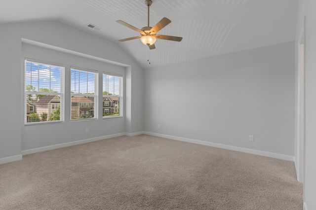 165 Harvard Dr, Gallatin, TN 37066
