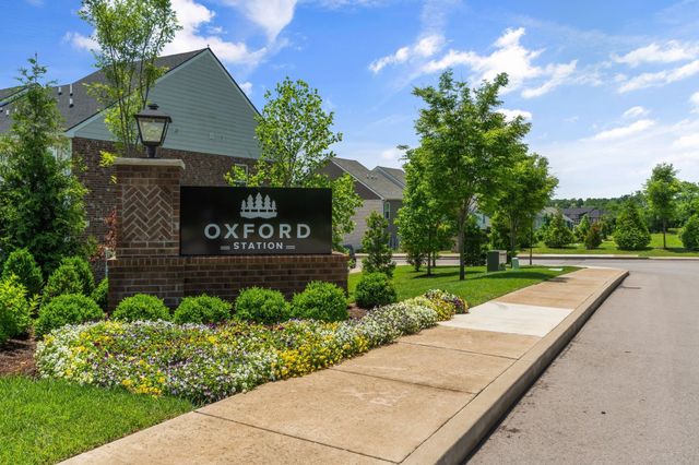 165 Harvard Dr, Gallatin, TN 37066