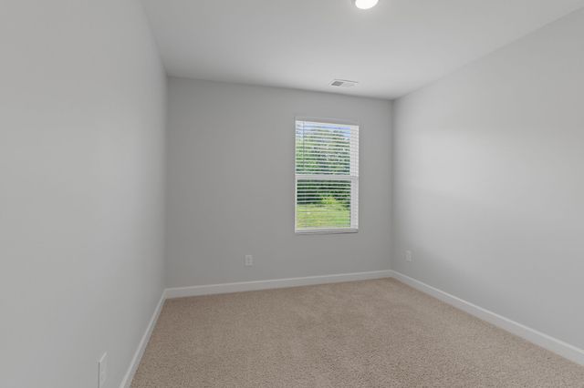 165 Harvard Dr, Gallatin, TN 37066