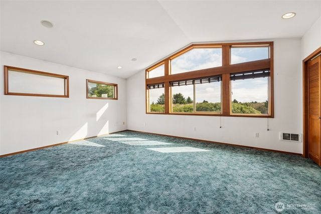 1003 Greenview Avenue, Ocean Shores, WA 98569