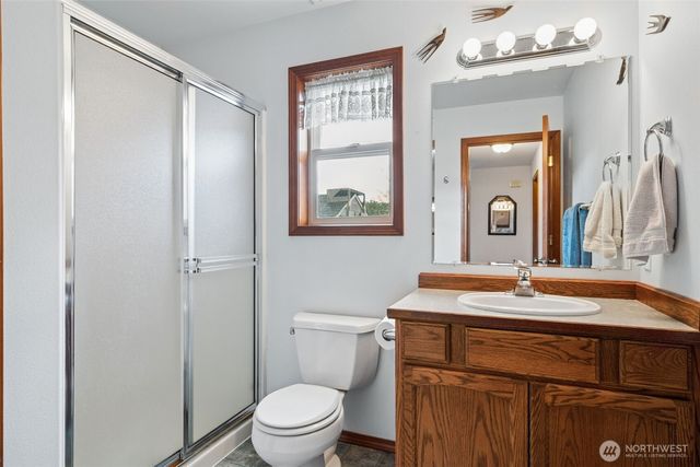 1003 Greenview Avenue, Ocean Shores, WA 98569