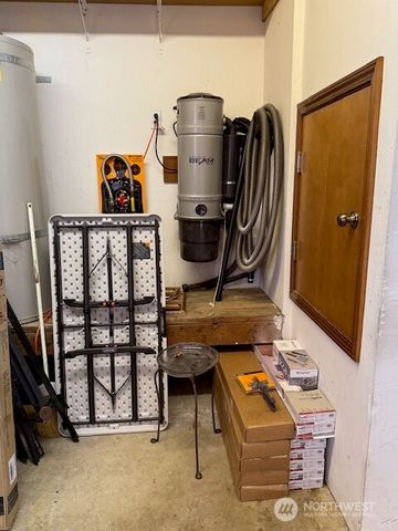 1003 Greenview Avenue, Ocean Shores, WA 98569