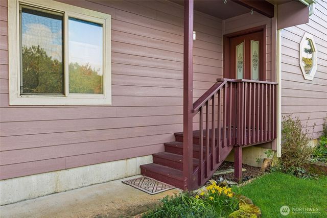 1003 Greenview Avenue, Ocean Shores, WA 98569