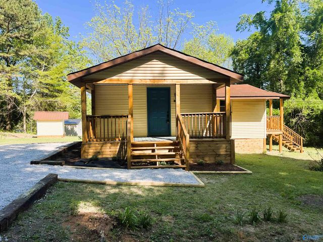609 Chapman Avenue, Glencoe, AL 35905