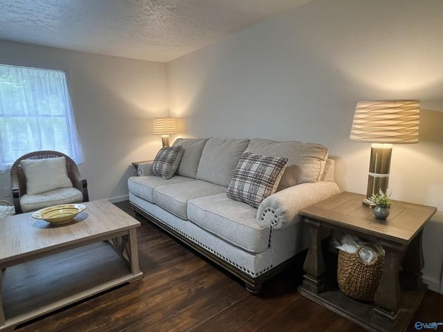 609 Chapman Avenue, Glencoe, AL 35905