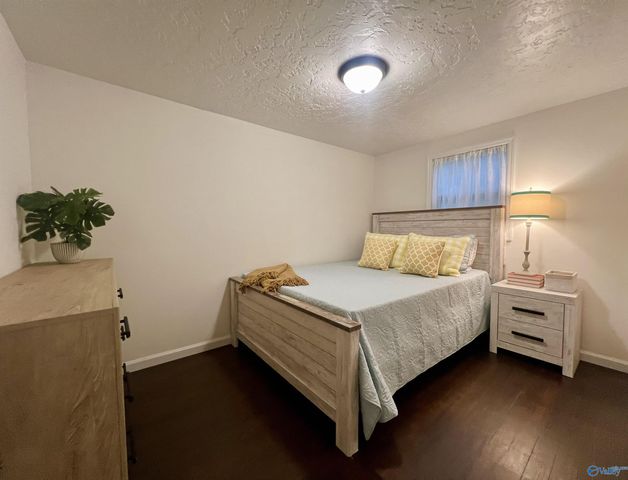 609 Chapman Avenue, Glencoe, AL 35905