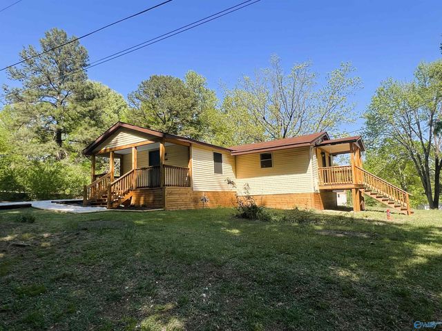 609 Chapman Avenue, Glencoe, AL 35905