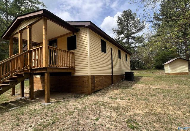 609 Chapman Avenue, Glencoe, AL 35905