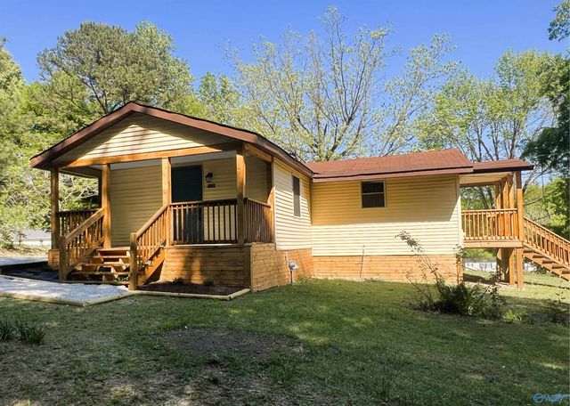 609 Chapman Avenue, Glencoe, AL 35905