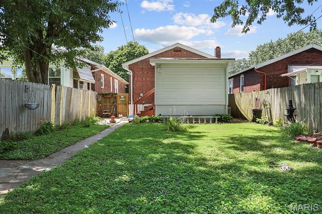3425 Connecticut Street, St Louis, MO 63118