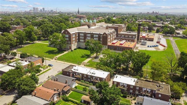 3425 Connecticut Street, St Louis, MO 63118