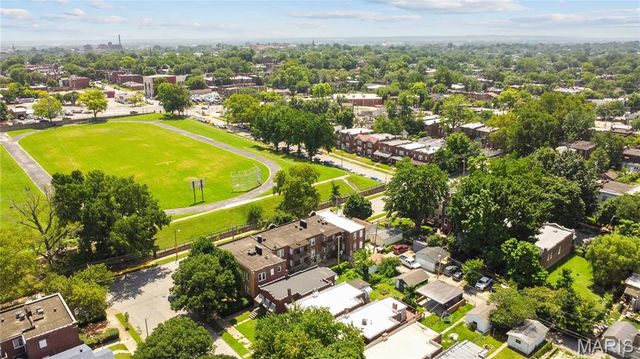 3425 Connecticut Street, St Louis, MO 63118