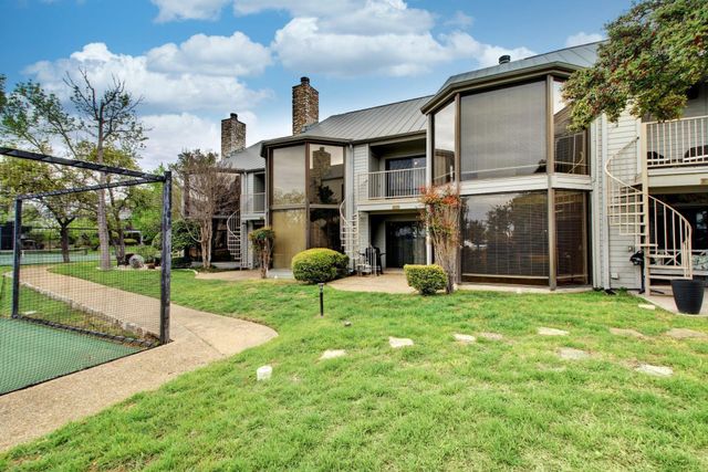 105 World Of Tennis SQ, Lakeway, TX 78738