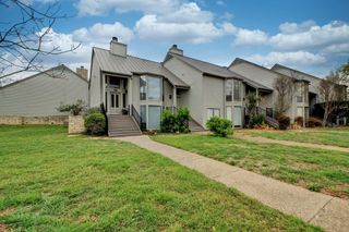 105 World Of Tennis SQ, Lakeway, TX 78738