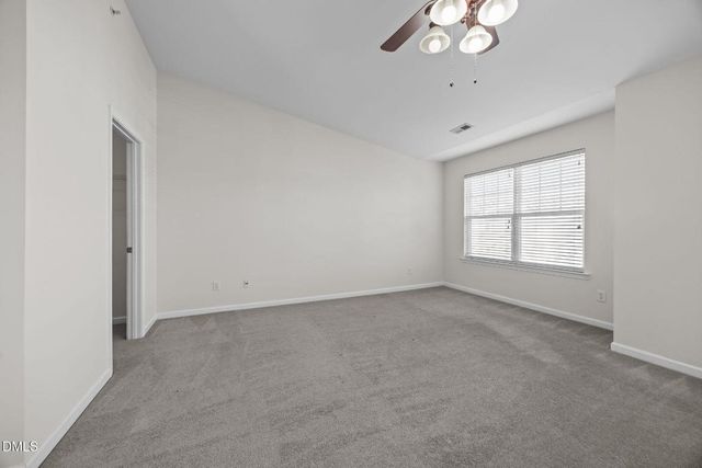 8621 Neuse Club Lane 100, Raleigh, NC 27616