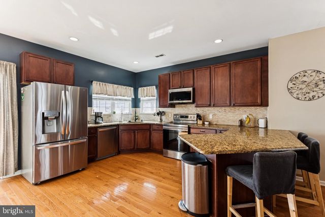 233 PAOLI AVE, Philadelphia, PA 19128