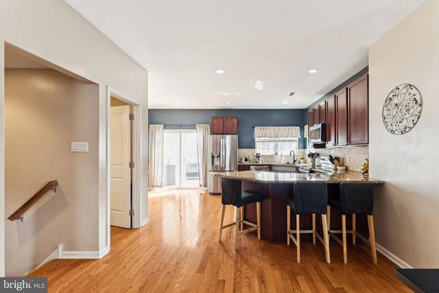 233 PAOLI AVE, Philadelphia, PA 19128