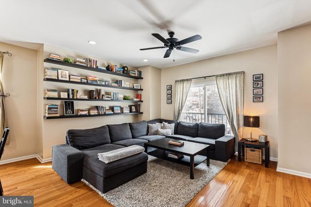 233 PAOLI AVE, Philadelphia, PA 19128