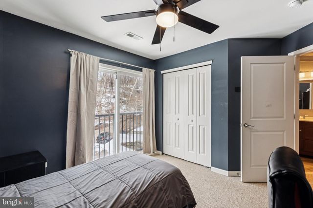 233 PAOLI AVE, Philadelphia, PA 19128