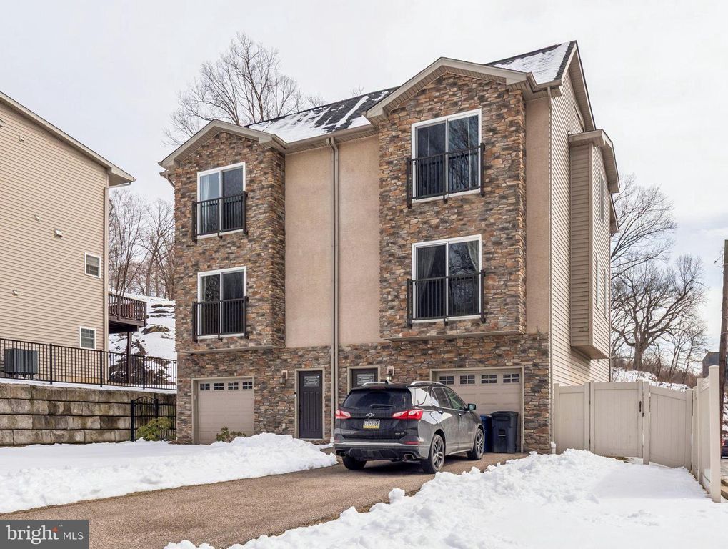 233 PAOLI AVE, Philadelphia, PA 19128