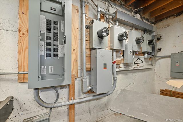 249-50 Jericho Turnpike, Bellerose, NY 11001