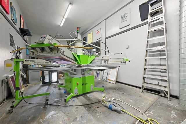 249-50 Jericho Turnpike, Bellerose, NY 11001