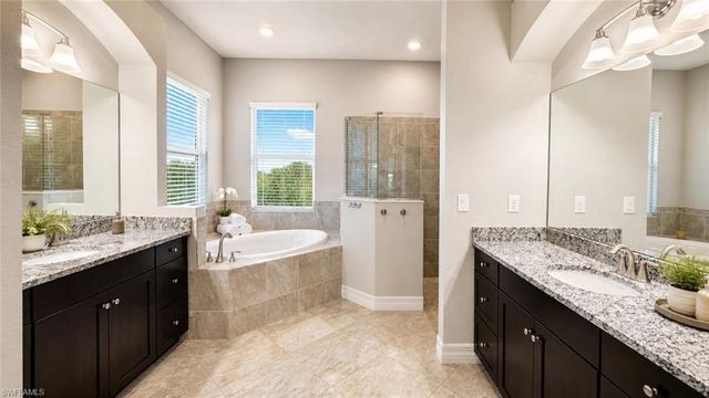 14261 Mindello DR, Fort Myers, FL 33905