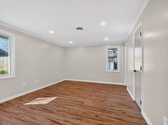 1605 Benham Drive, Fort Wayne, IN 46815