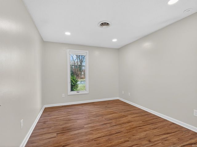 1605 Benham Drive, Fort Wayne, IN 46815