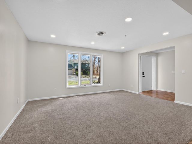 1605 Benham Drive, Fort Wayne, IN 46815