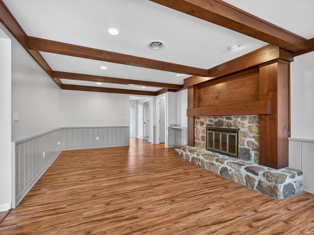 1605 Benham Drive, Fort Wayne, IN 46815