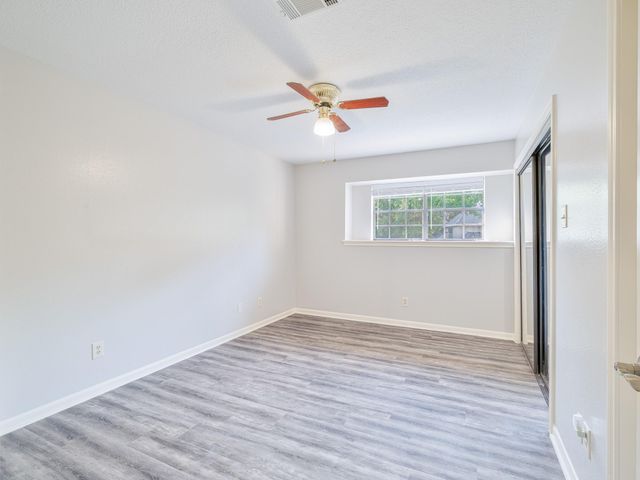 12929 Kingsbridge Lane, Houston, TX 77077