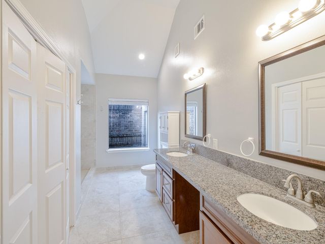 12929 Kingsbridge Lane, Houston, TX 77077