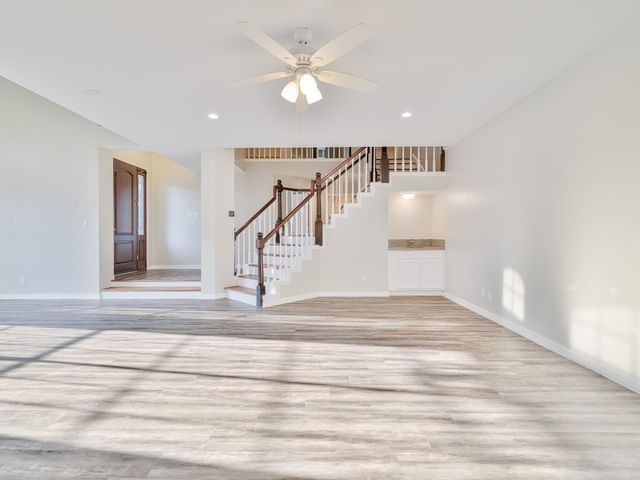 12929 Kingsbridge Lane, Houston, TX 77077