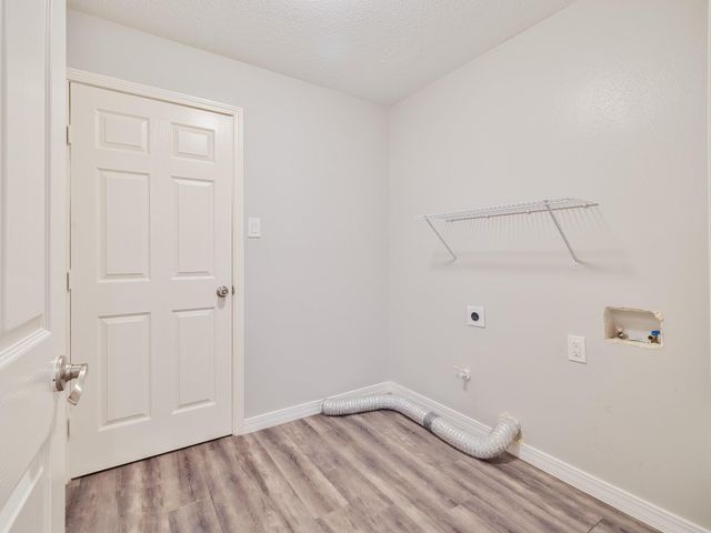 12929 Kingsbridge Lane, Houston, TX 77077