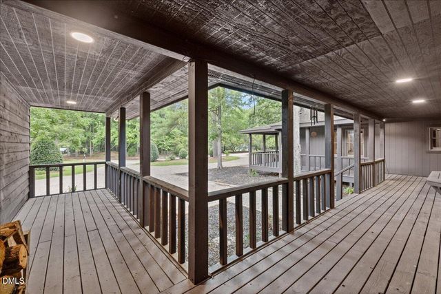 6108 Hope Farm Lane, Wake Forest, NC 27587