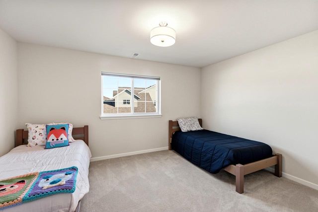 W197N16902 Stonewall DRIVE, Jackson, WI 53037