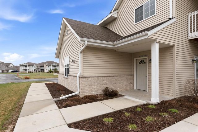 W197N16902 Stonewall DRIVE, Jackson, WI 53037