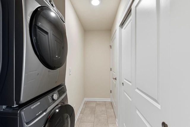 W197N16902 Stonewall DRIVE, Jackson, WI 53037