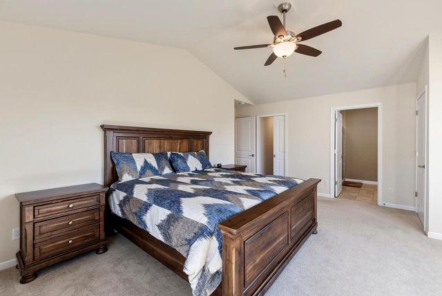 W197N16902 Stonewall DRIVE, Jackson, WI 53037