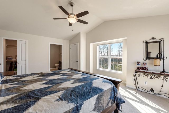 W197N16902 Stonewall DRIVE, Jackson, WI 53037