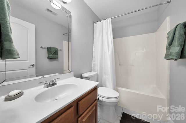 104 Sherman Oaks Lane, Mooresville, NC 28115