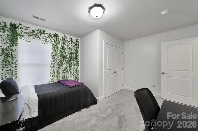 104 Sherman Oaks Lane, Mooresville, NC 28115